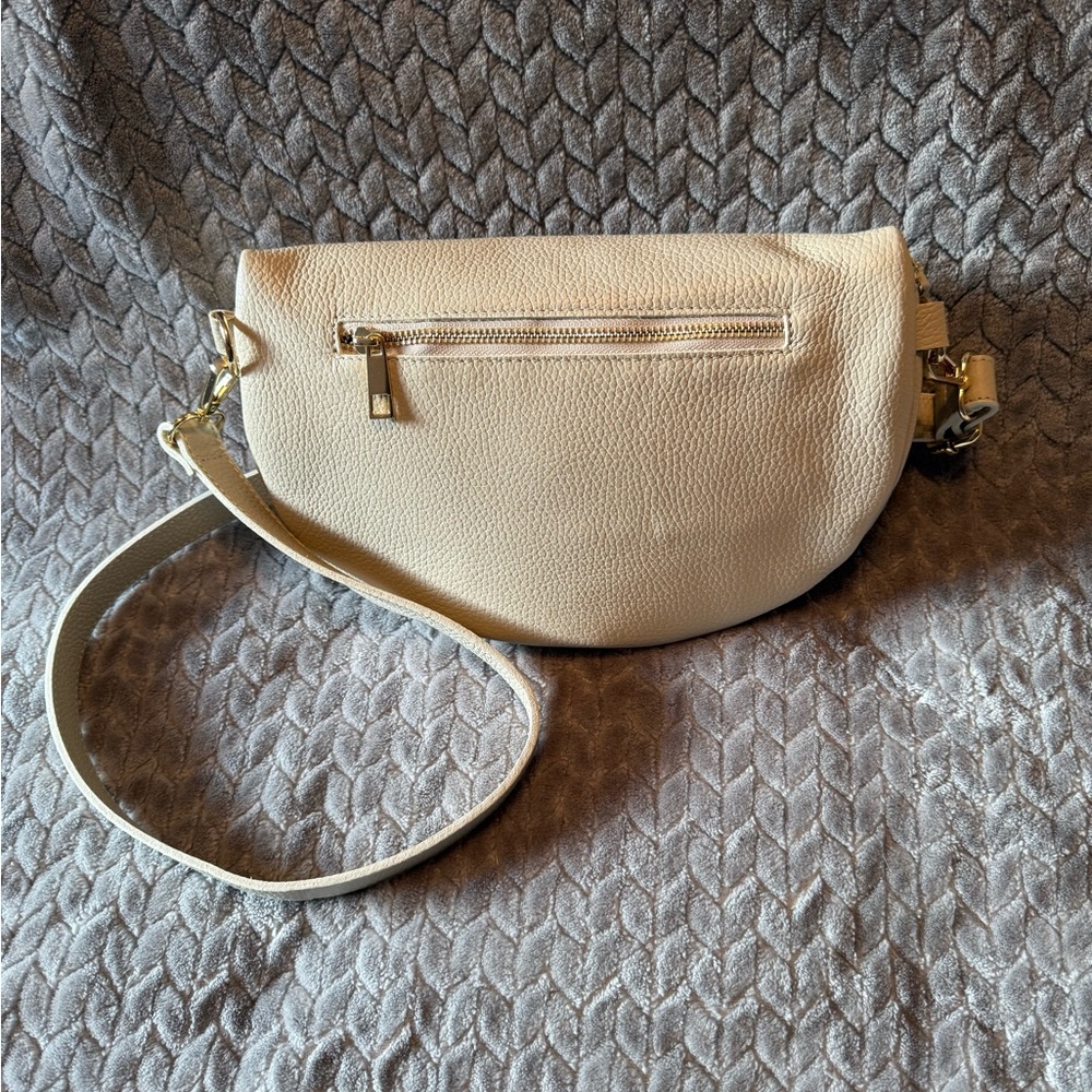 Elie Beaumont 
CROSSBODY/SLING BAG
NWOT - Picture 4 of 8